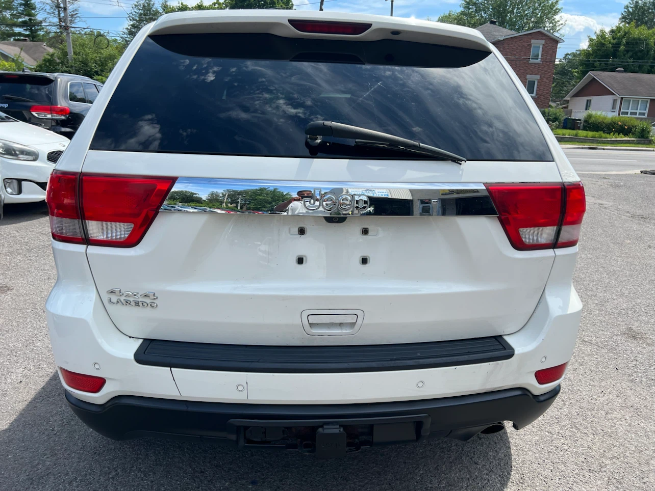 White Jeep Grand Cherokee Laredo 4x4 - photo 5