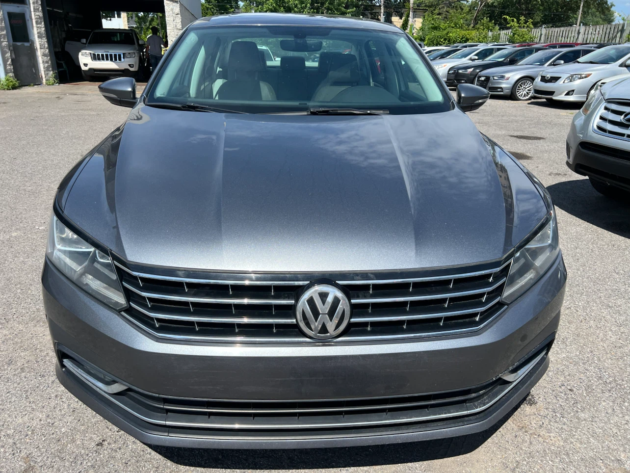 Volkswagen Passat TSI Sedan - Grey - photo 2