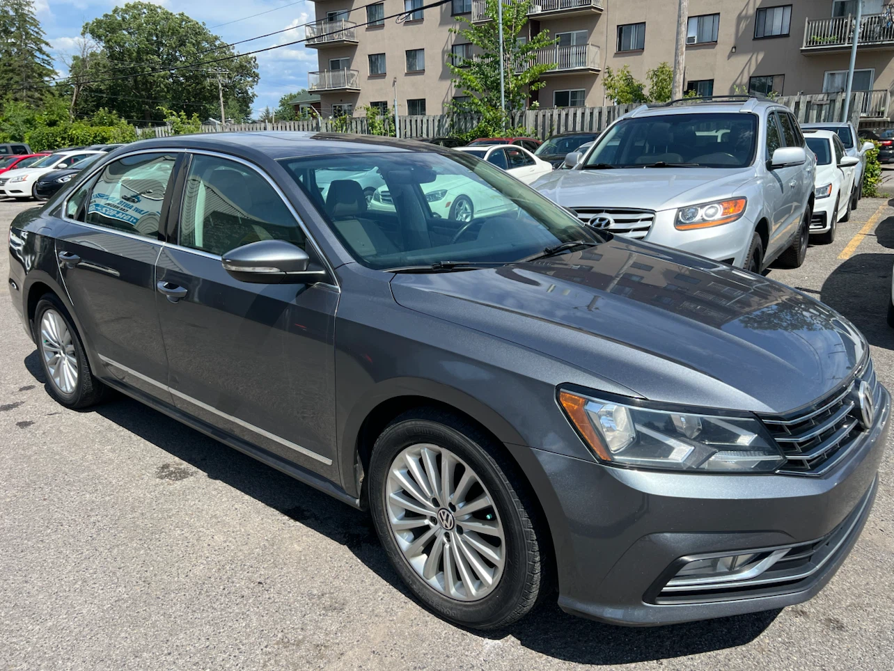 Volkswagen Passat TSI Sedan - Grey - photo 3