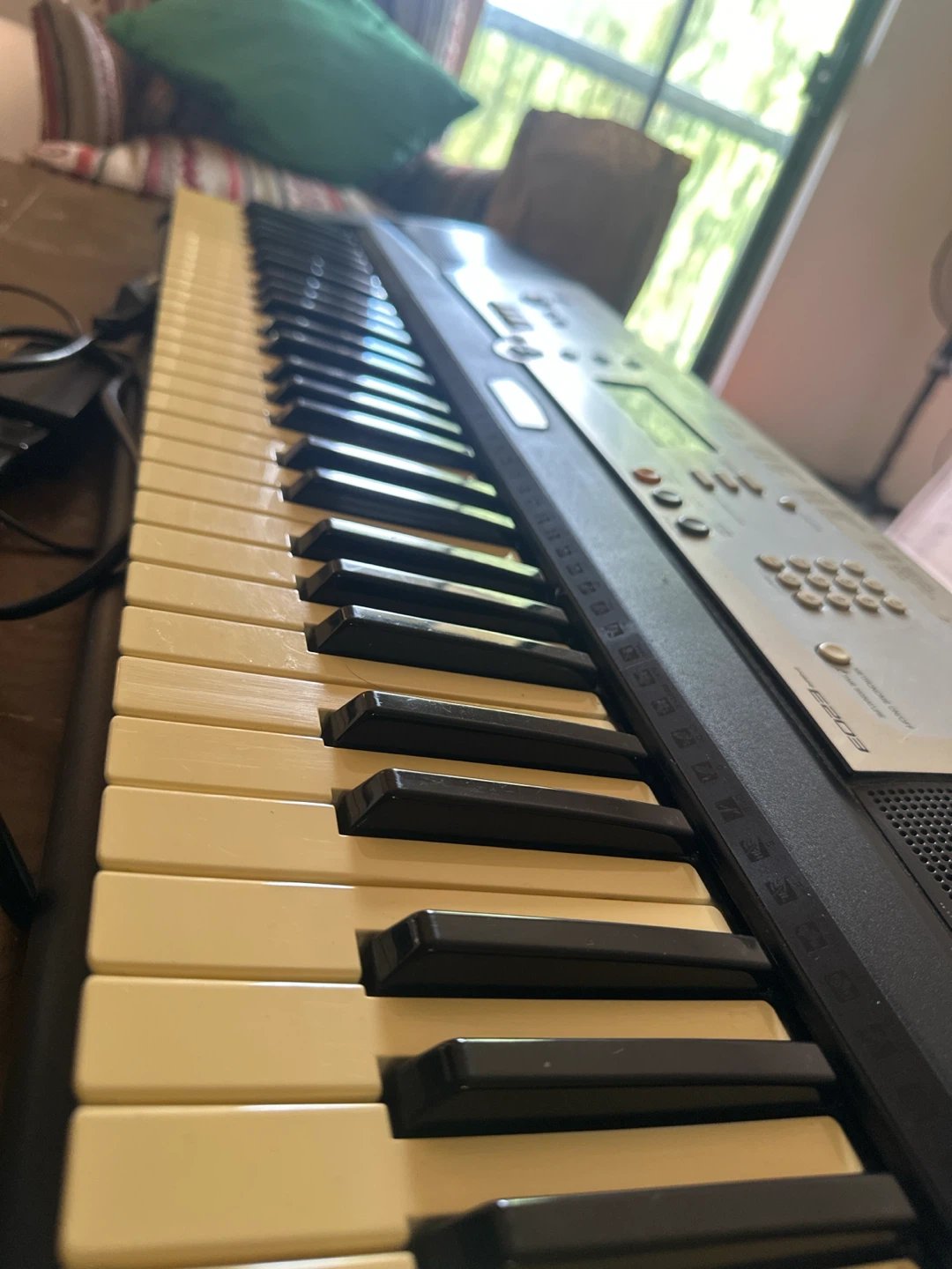 Yamaha EZ-203 Portable Keyboard - photo 2