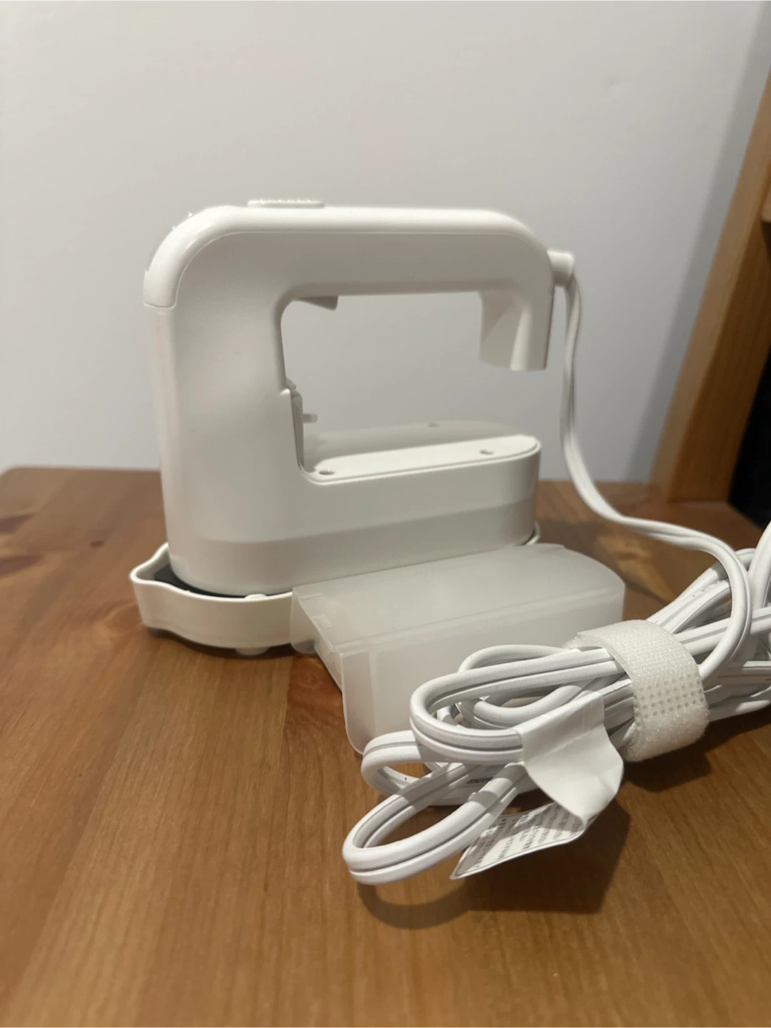 MUJI Handheld Garment Steamer MJ-IHS1 - photo 2