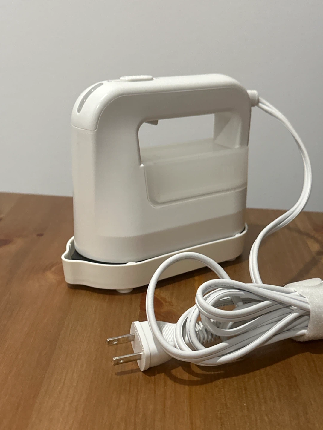 MUJI Handheld Garment Steamer MJ-IHS1