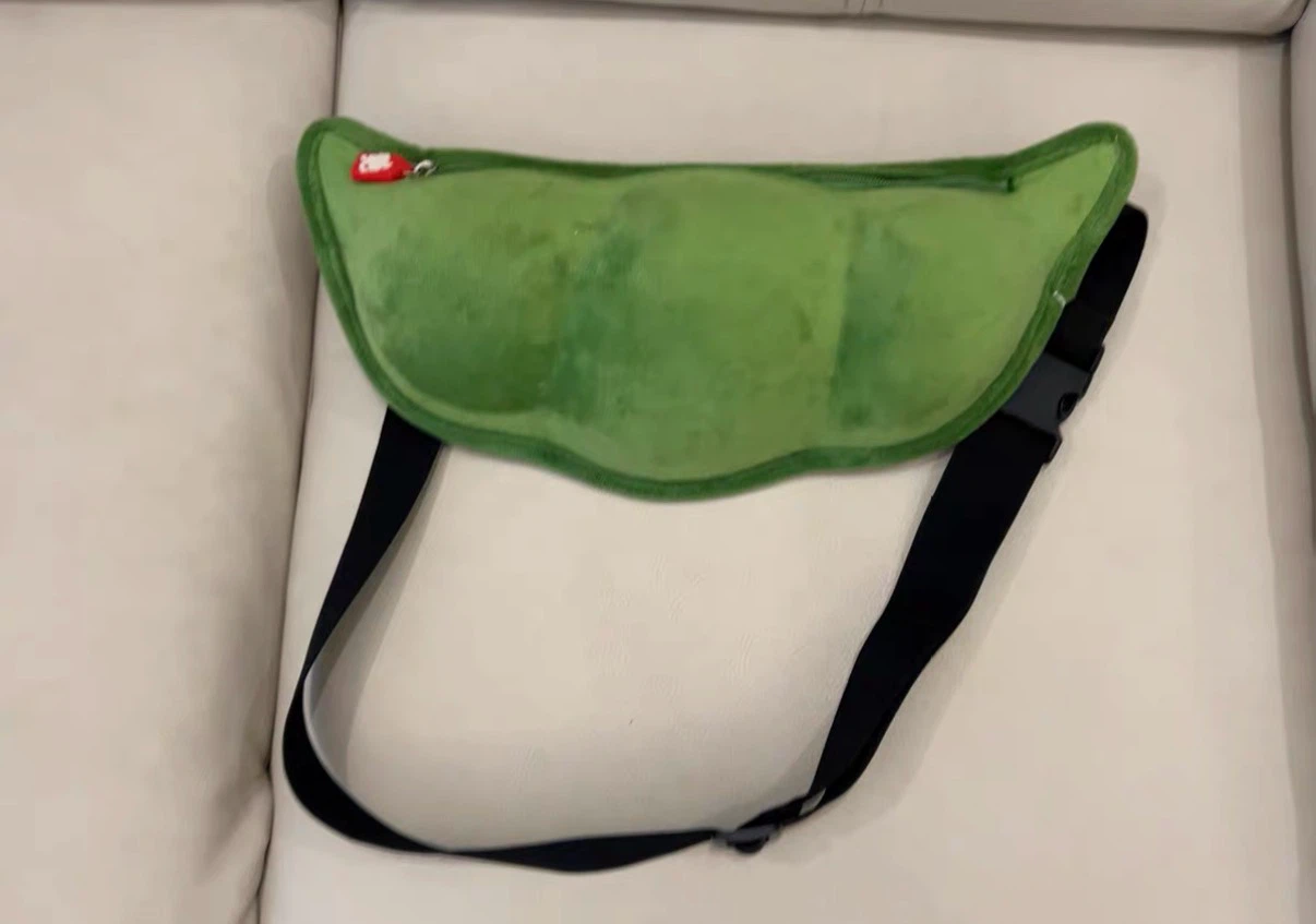 Green Pea Pod Plush Fanny Pack - photo 3