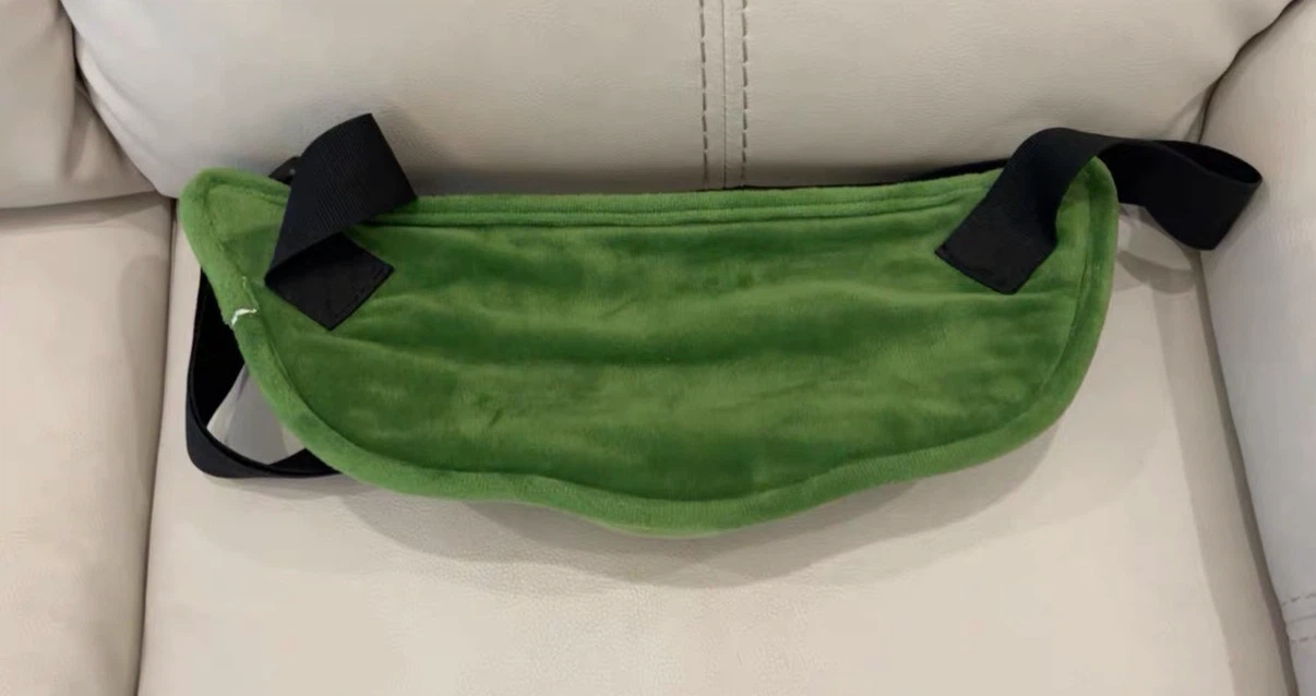 Green Pea Pod Plush Fanny Pack - photo 5