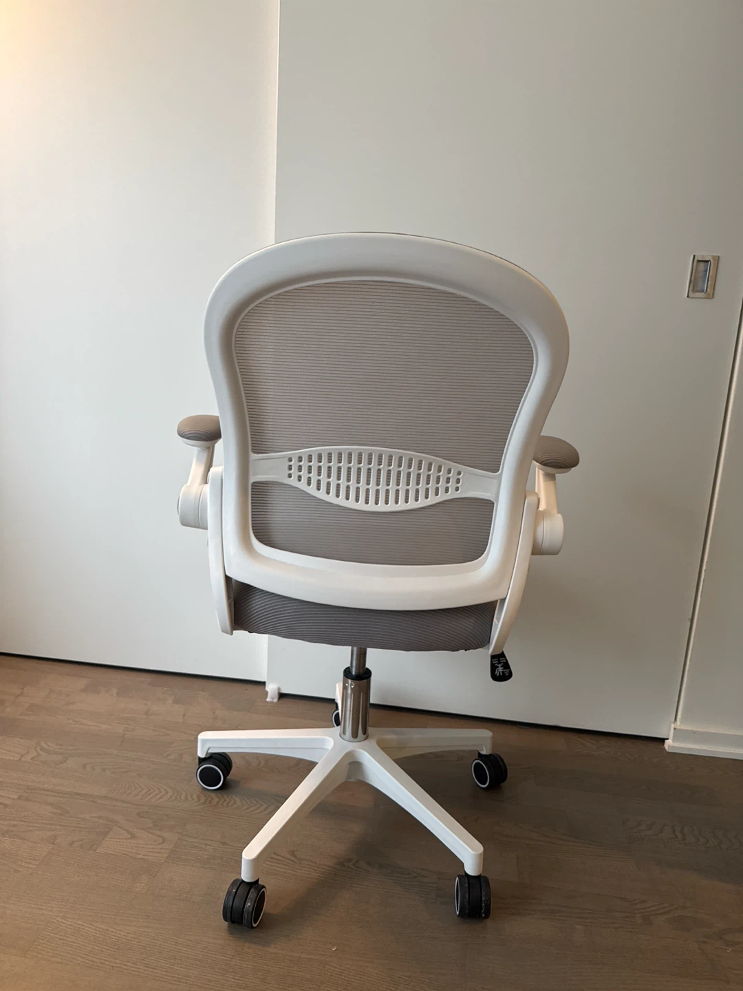 Ergonomic Mesh Office Chair - Grey - photo 2