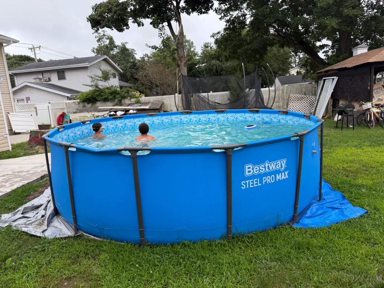 Piscina en Venta de  15'x 15'x 48" por motivo de mudanza - photo 3