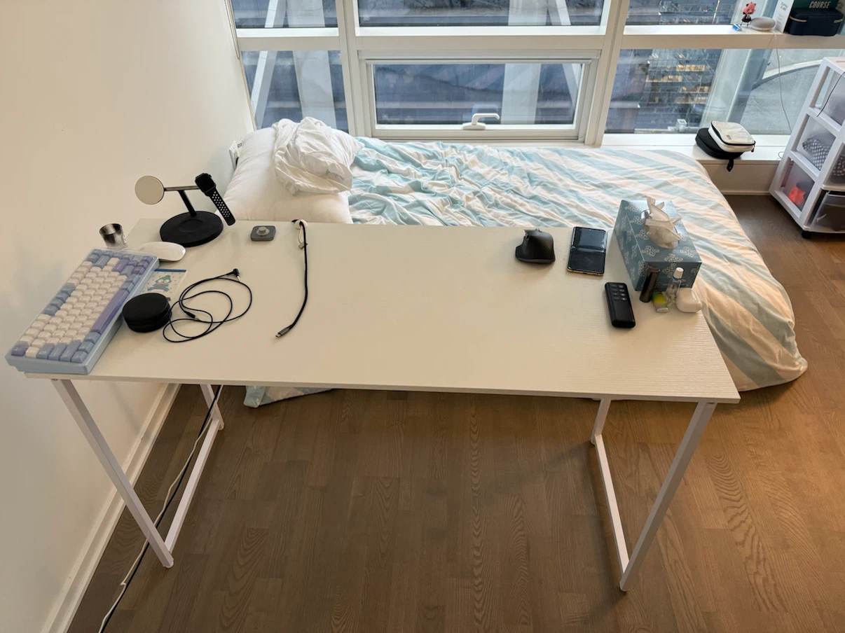 White Metal Desk - photo 3