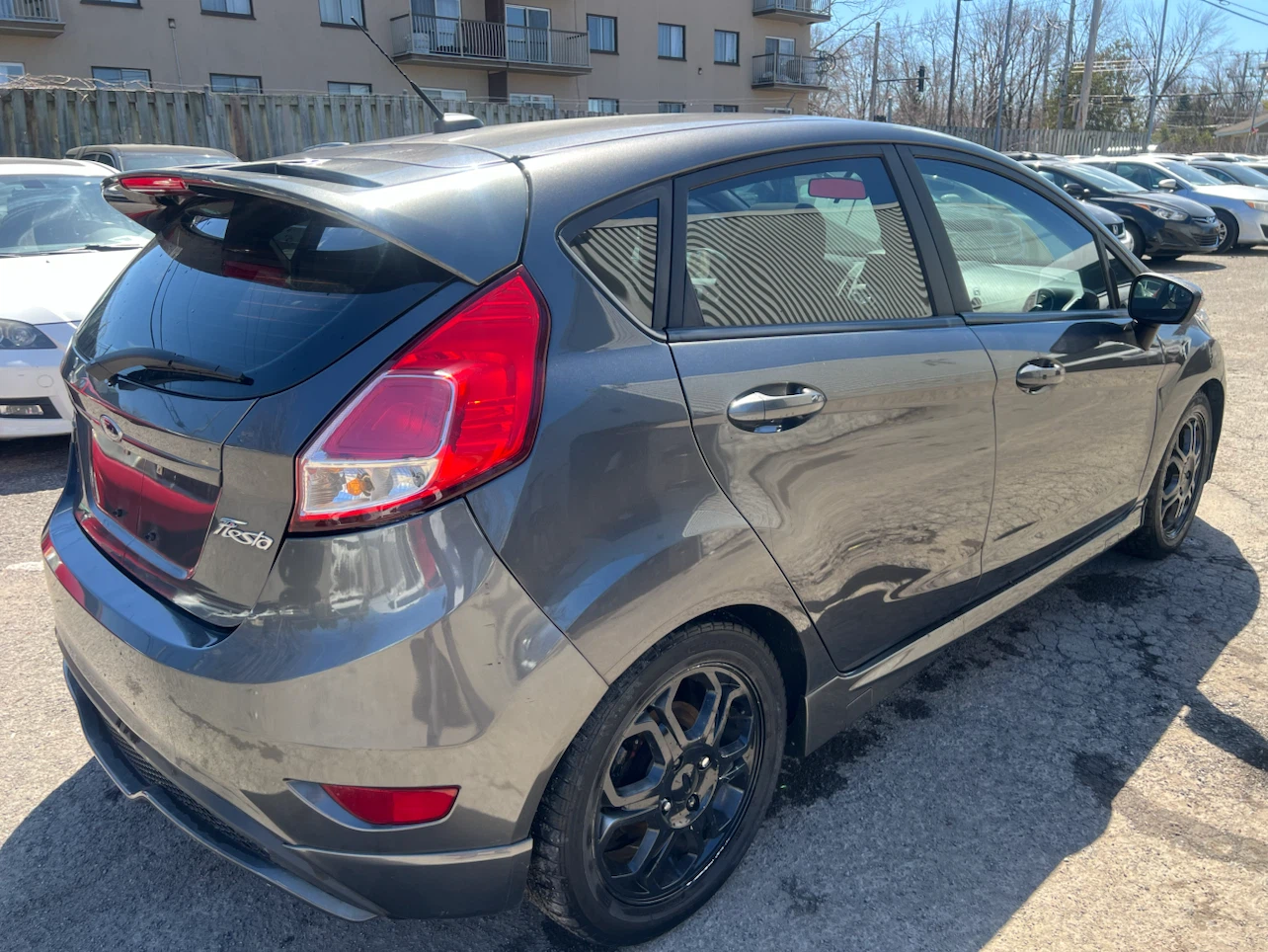 2017 Ford Fiesta ST Hatchback - photo 4
