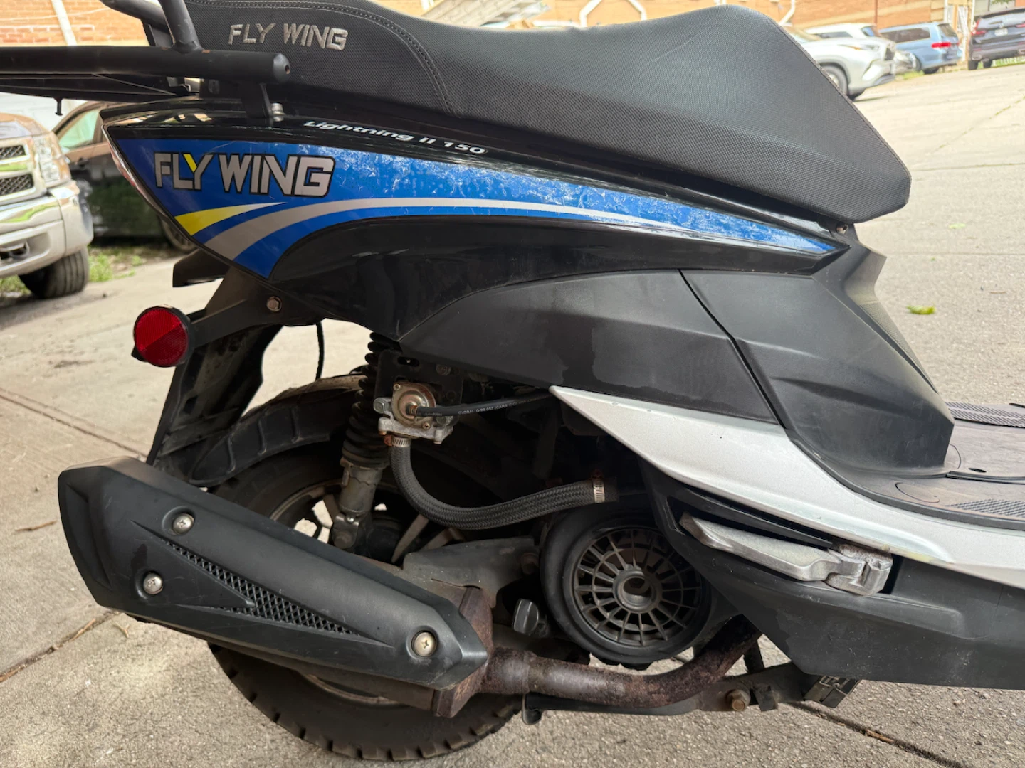 Fly Wing Lightning II 150cc Scooter - photo 3