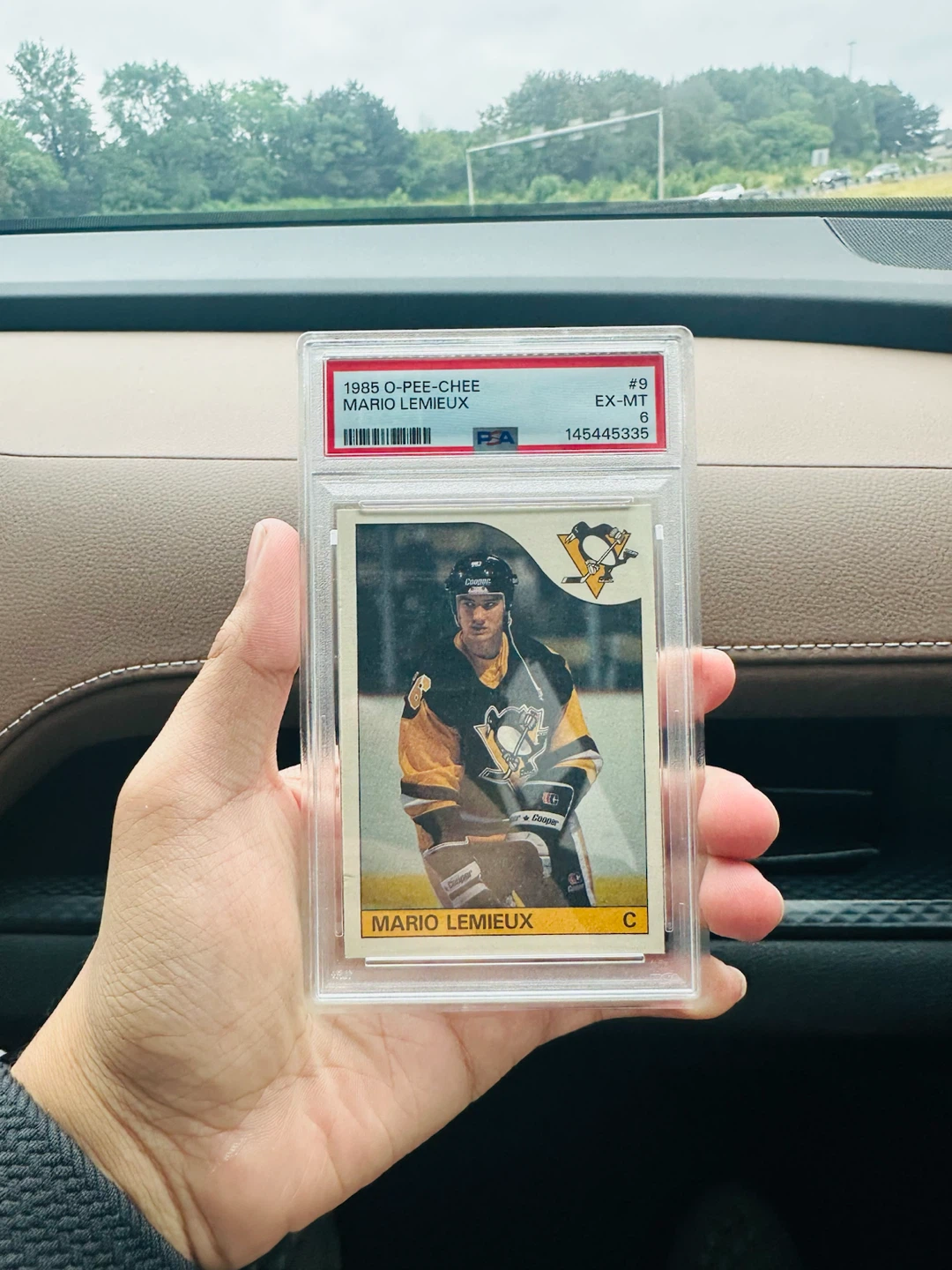 1985 O-Pee-Chee Mario Lemieux Rookie Card - Graded PSA EX-MT 6