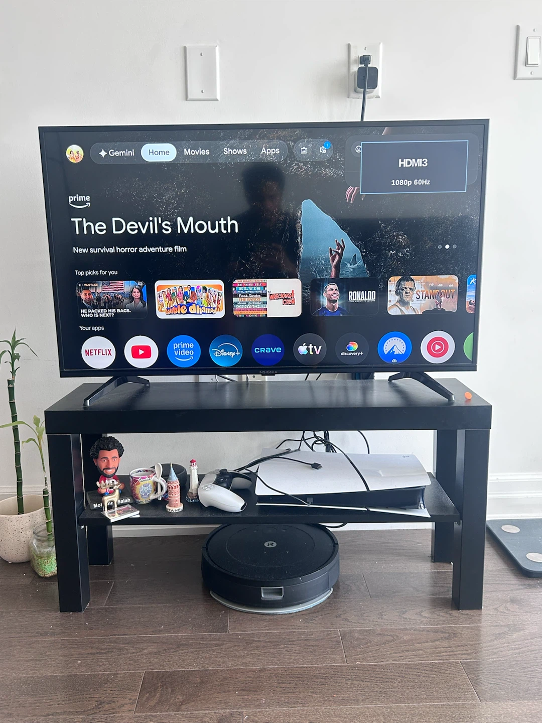 Insignia Smart TV 40 inch with Lack Bench