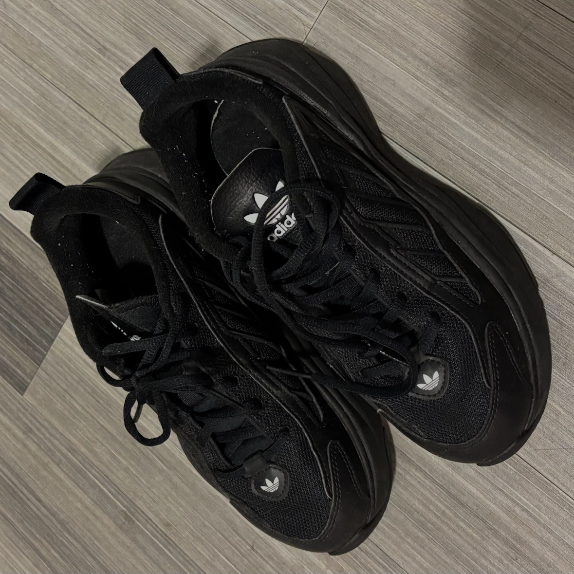 Adidas shoes - photo 2