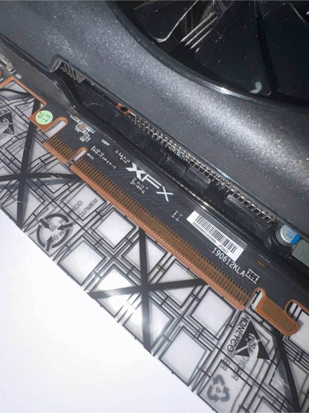 XFX Radeon RX 5700 Ultra Series Graphics Card - photo 3