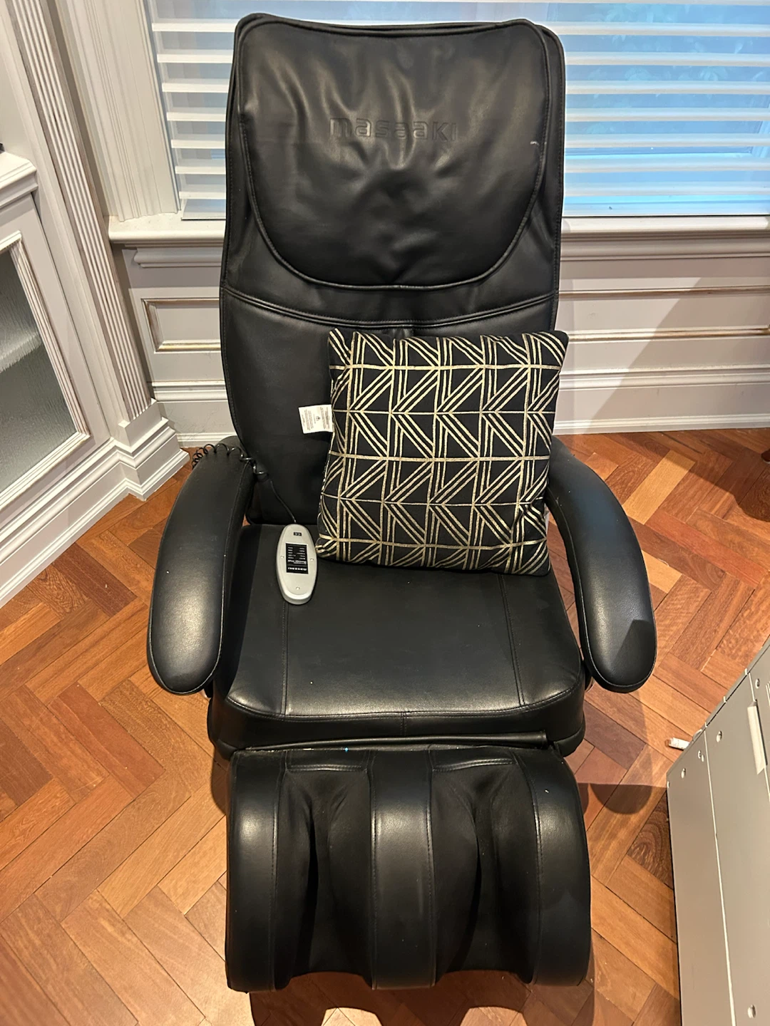 Black Leather Massage Chair - photo 2