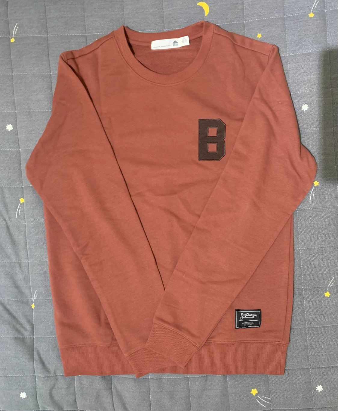 Brick coloured sweatshirt