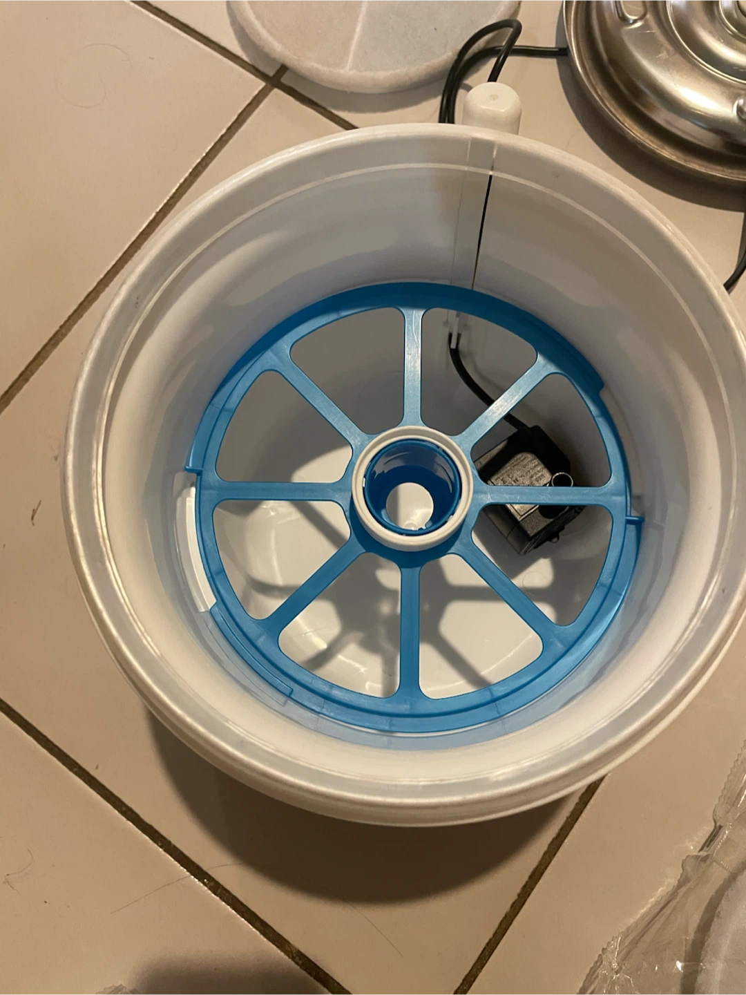 Catit 50023 Drinking Fountain - photo 4