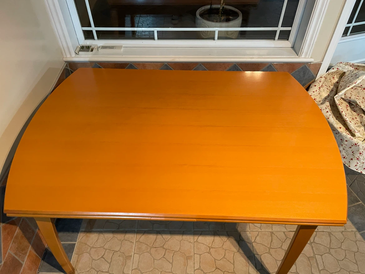 Extendable Dining Table