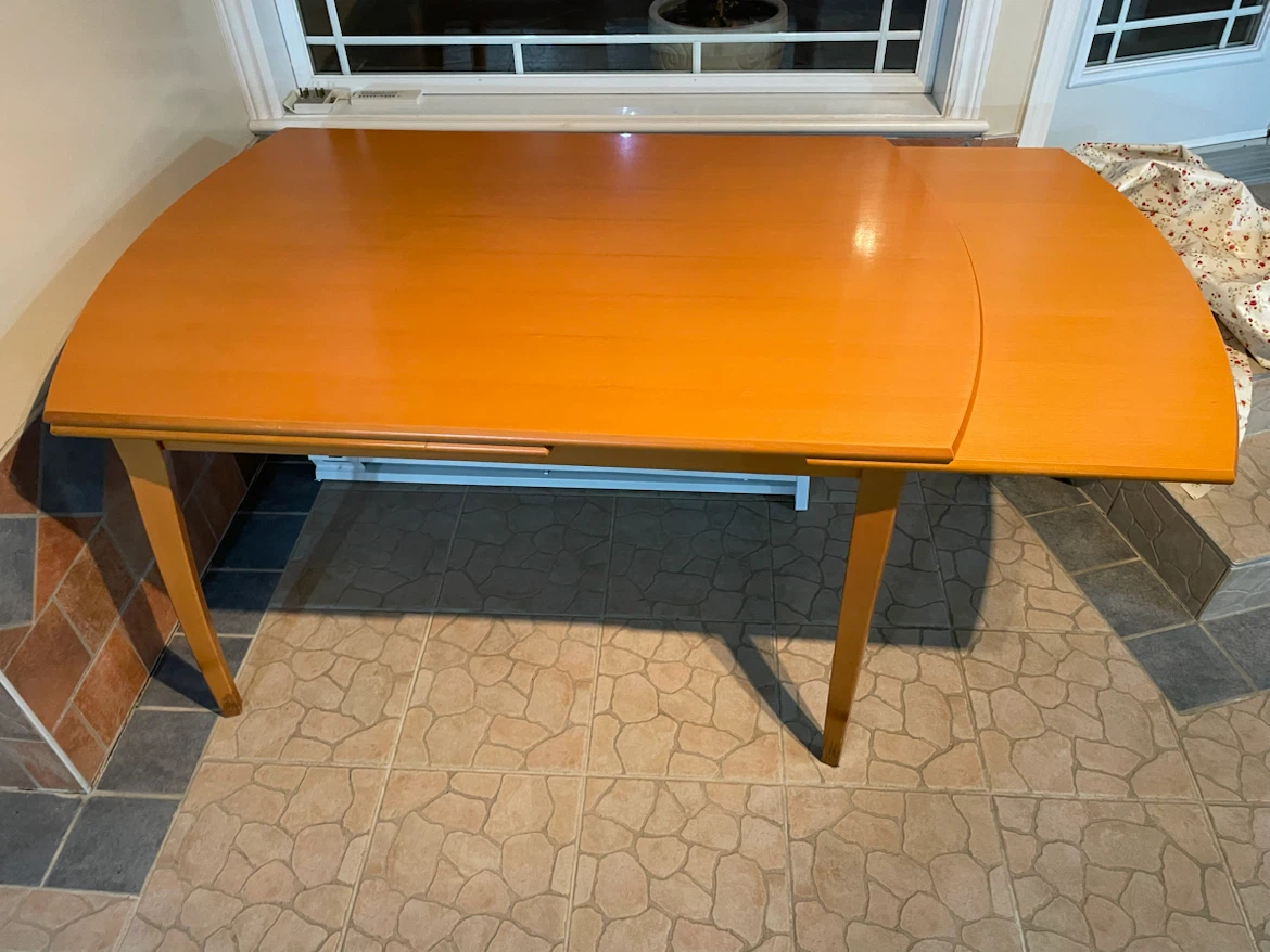 Extendable Dining Table - photo 3