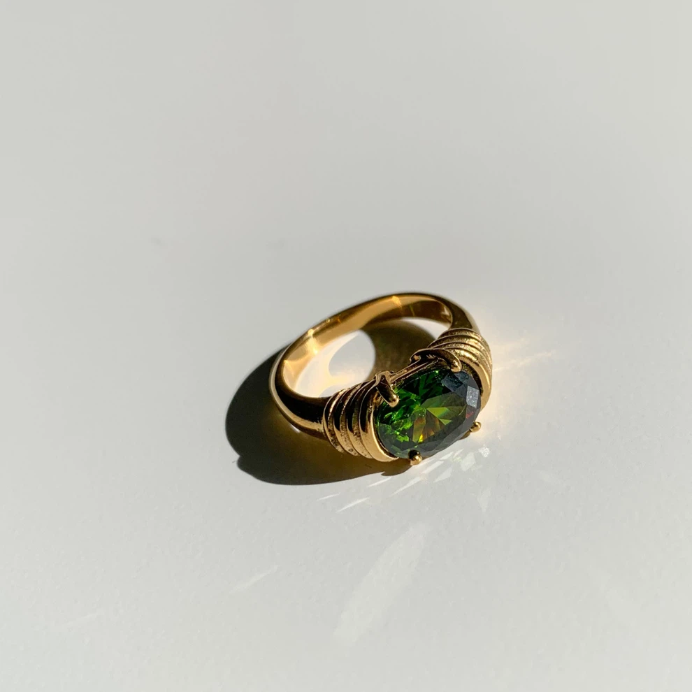 Palma Ring by TESORO