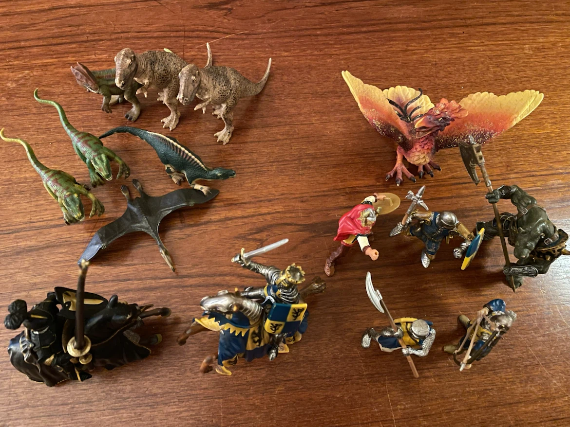 Schleich Medieval Knights, Dragons & Dinosaur Figure Lot - photo 4