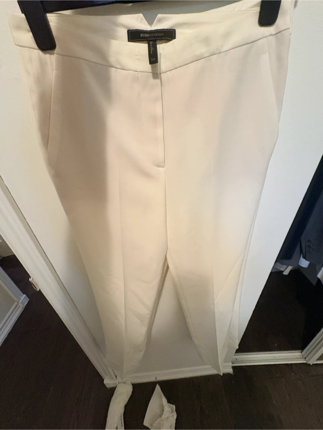 BCBGMAXAZRIA Women's Cream Trousers Size 8