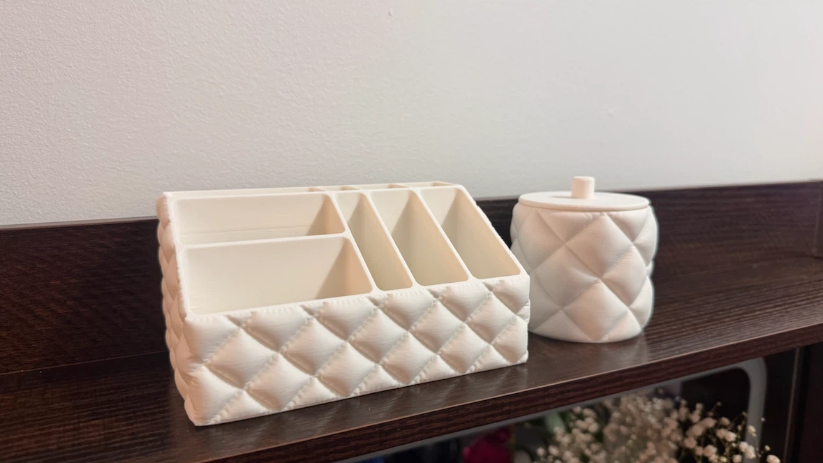 White Quilted Makeup Organizers 3D print