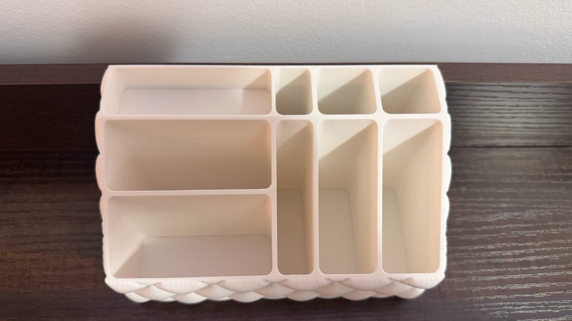White Quilted Makeup Organizers 3D print - photo 4