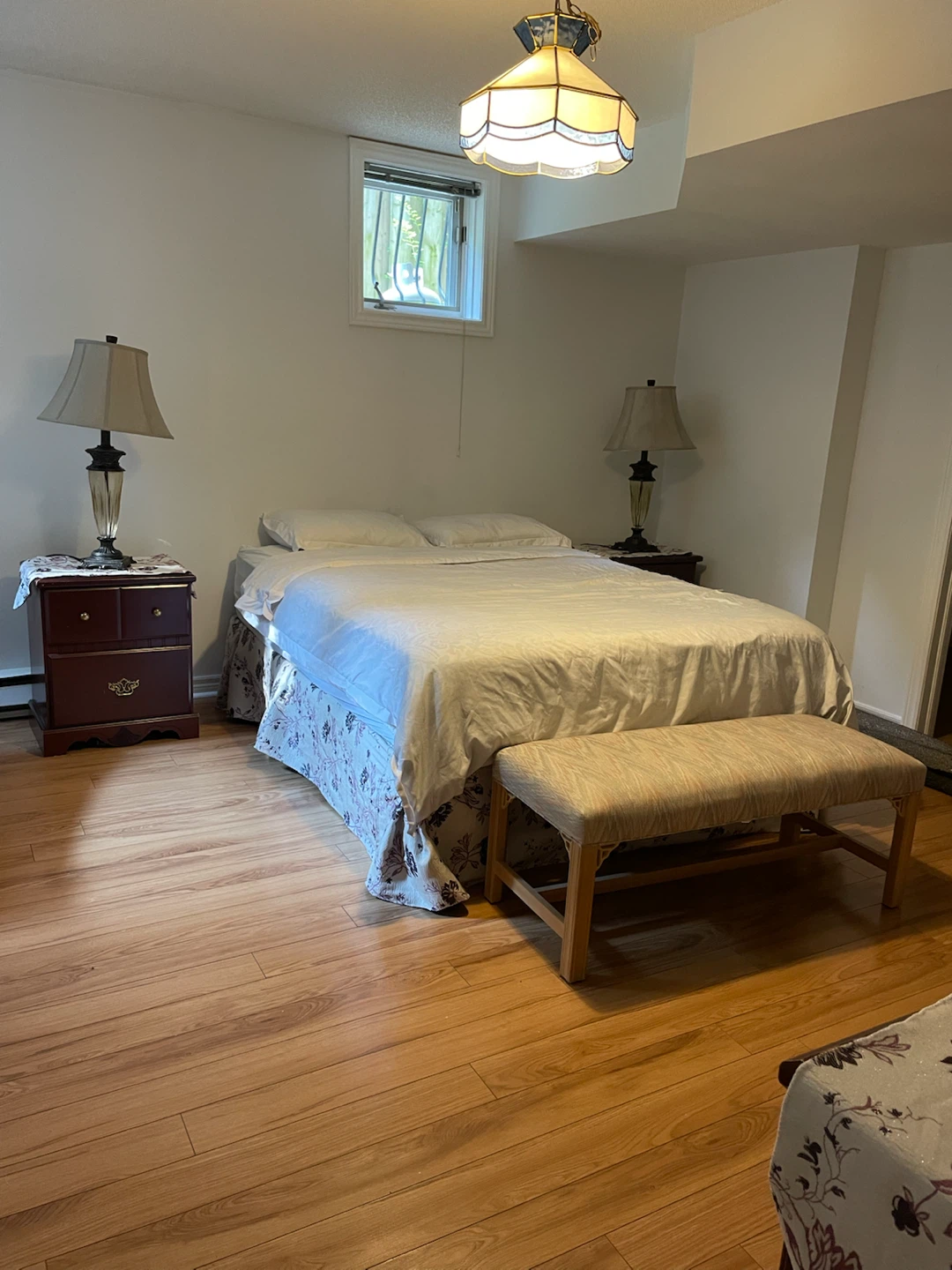 Spacious Furnished 2-Bedroom Basement Apartment for Rent - photo 2