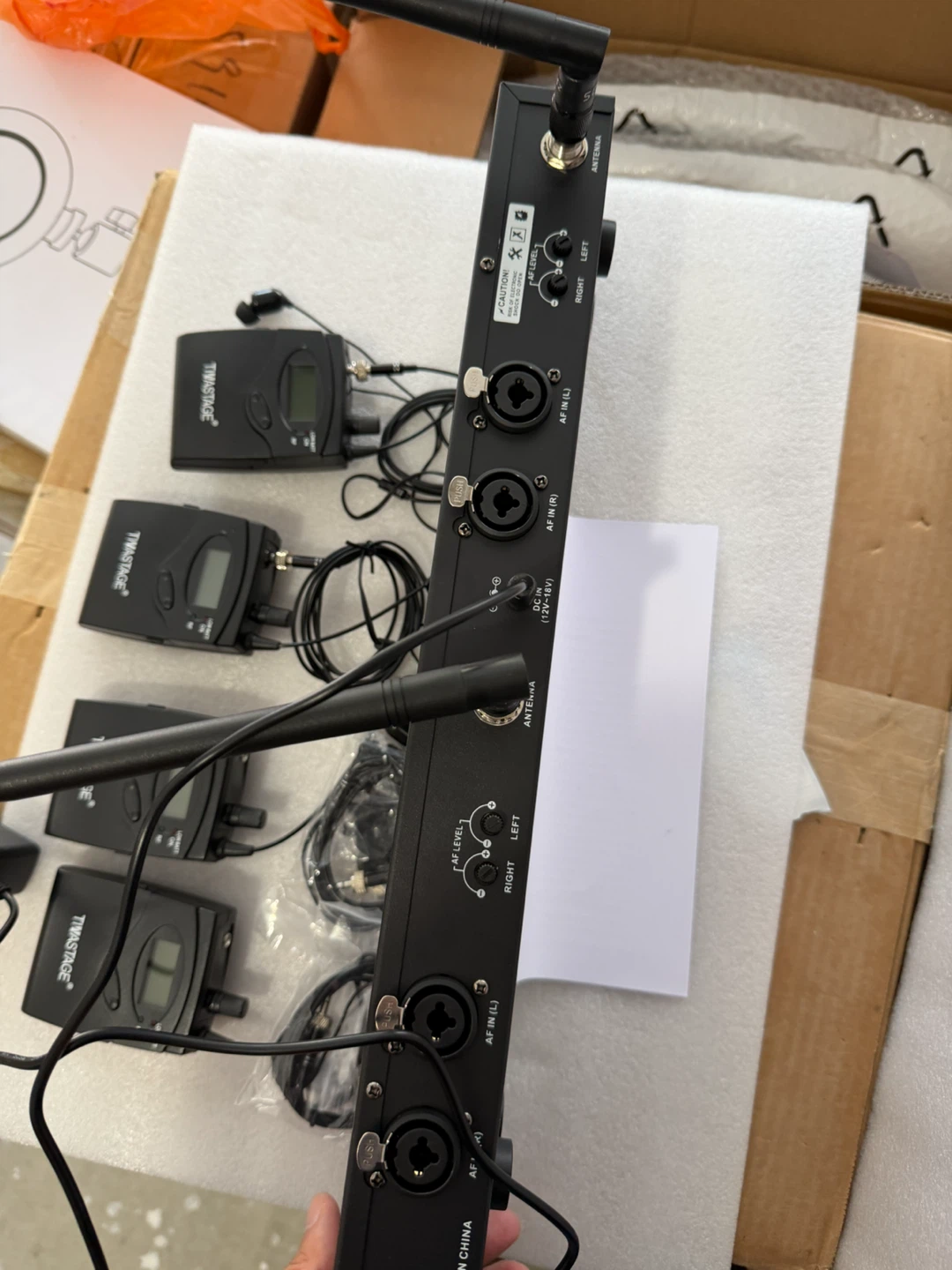 TWISTAGE8 bodypacks Wireless Microphone System 6-Pack - photo 3