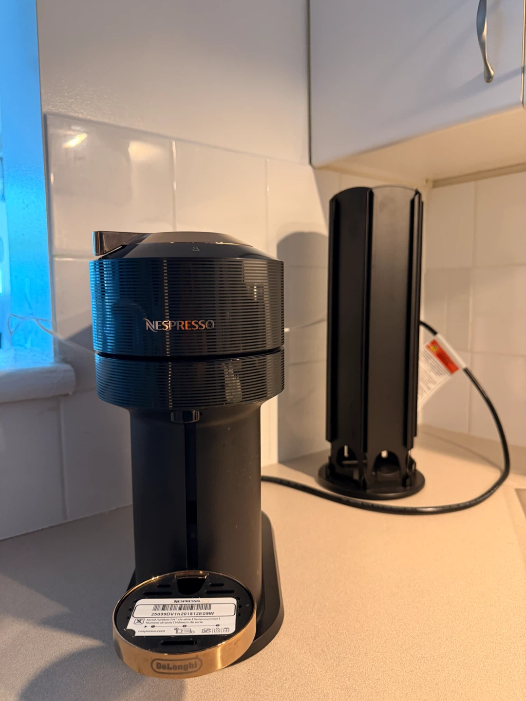 Nespresso VertuoPlus Coffee Machine by De'Longhi