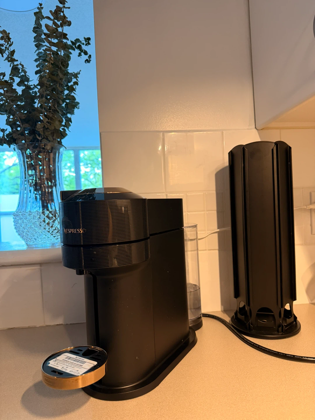Nespresso VertuoPlus Coffee Machine by De'Longhi - photo 4