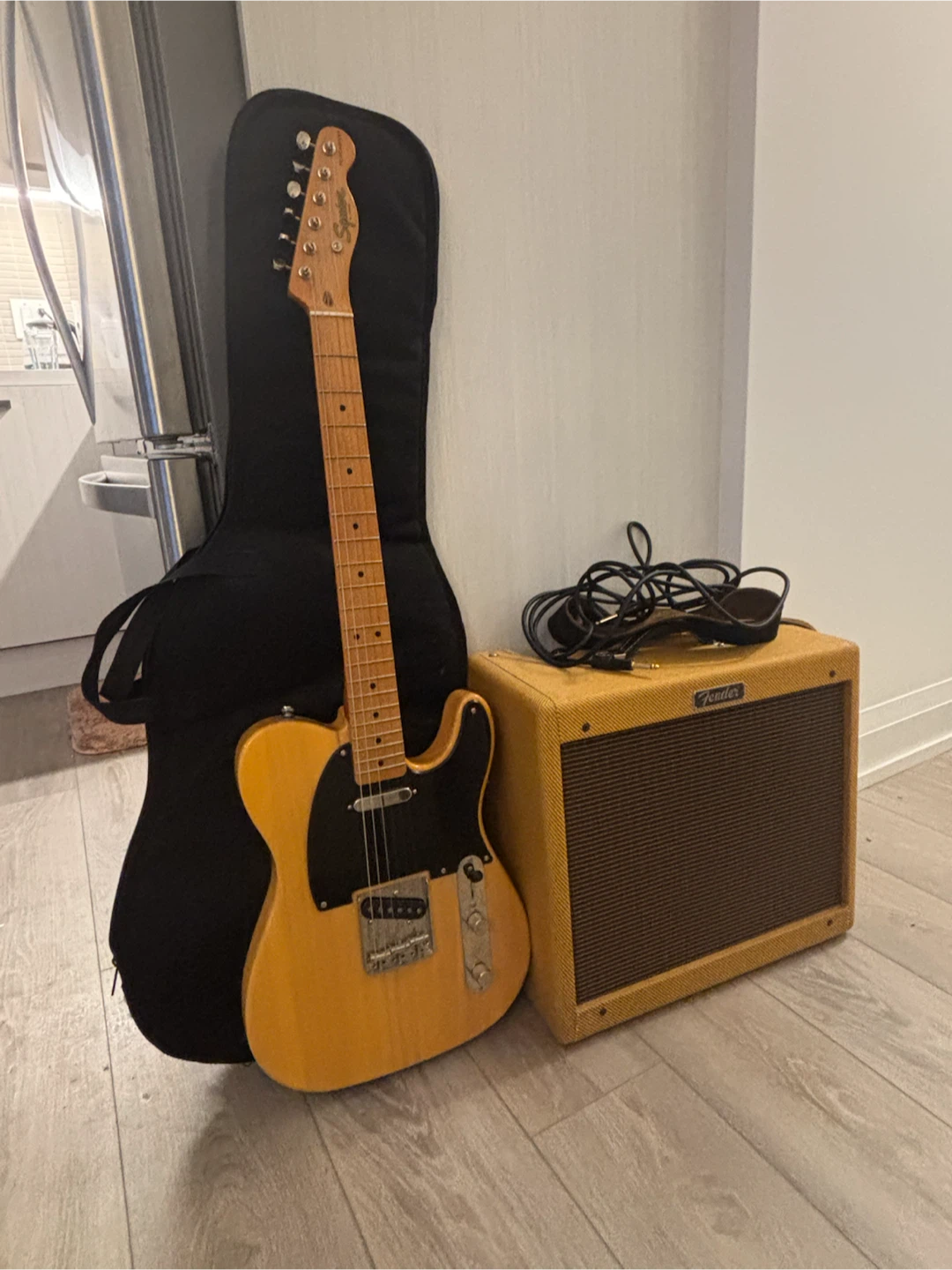 CV 50s Telecaster + Amp + Accessories