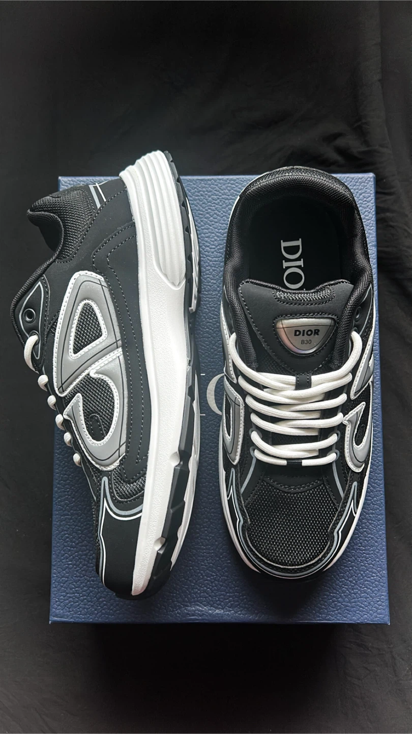 Dior B30 Reflective Shoes (Black / White) Size 10 - photo 2