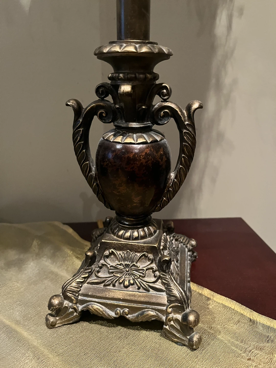Vintage Bronze Table Lamp - photo 5