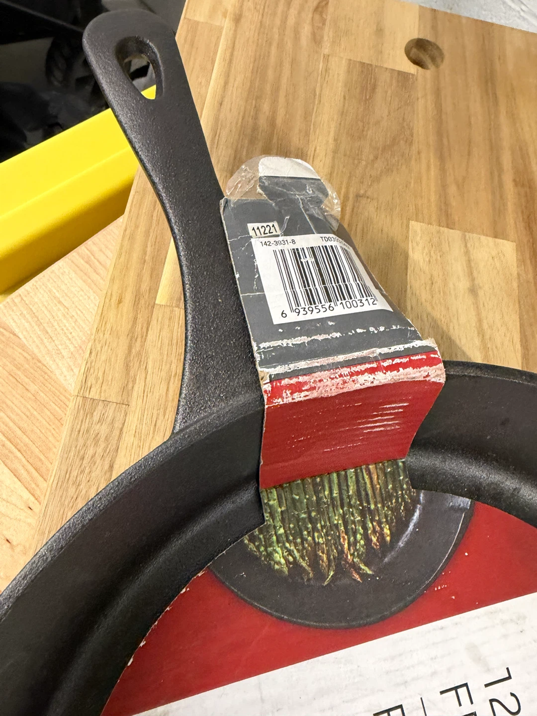 Master Chef 12" Cast Iron Fry Pan - photo 3