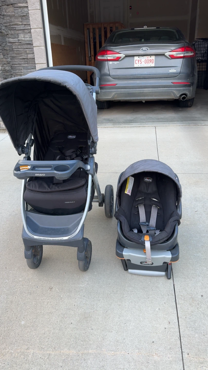 Chicco Bravo Travel System Stroller and Car Seat