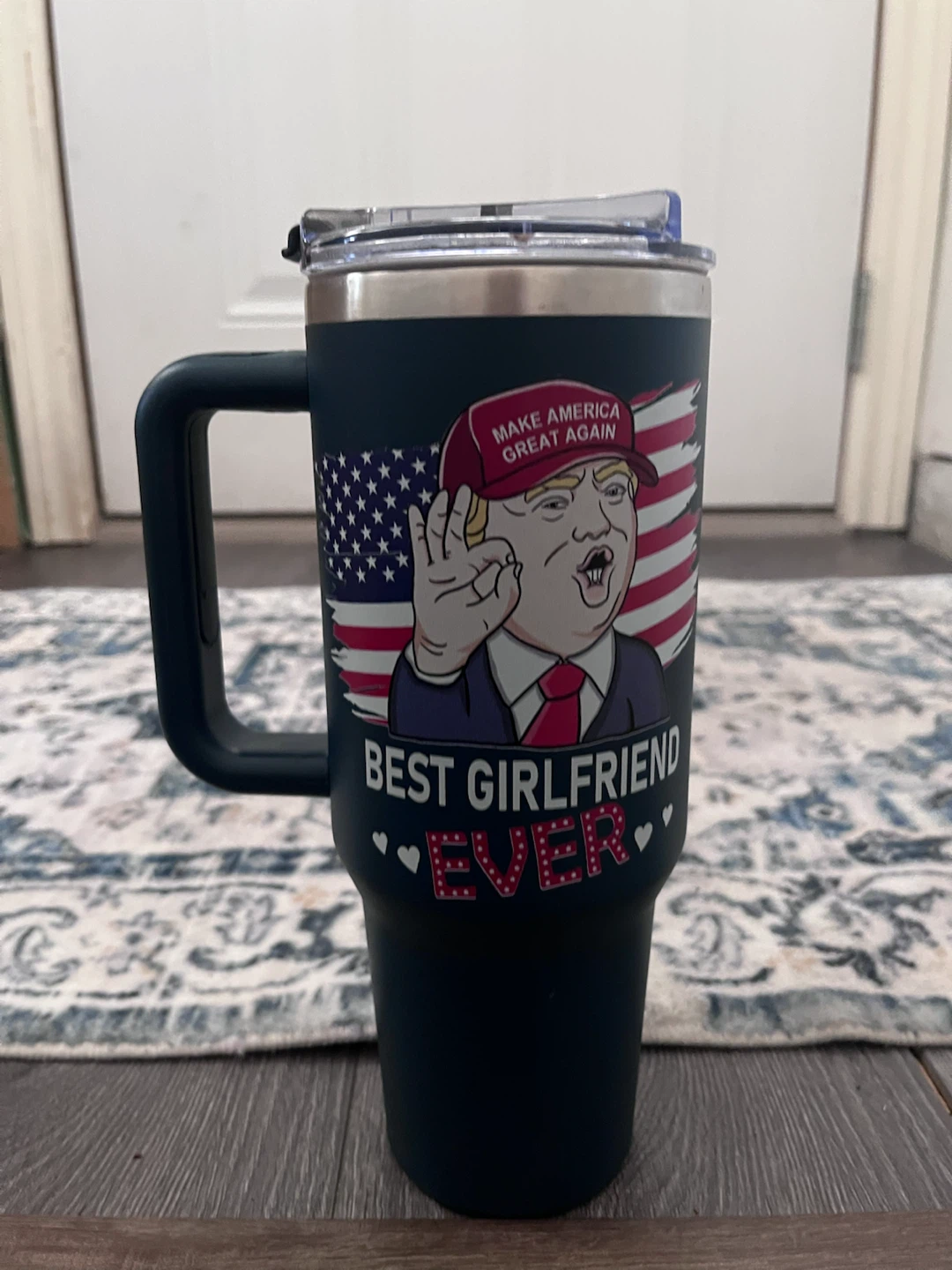 Insulated coffee mug "Best Girlfriend Ever" and Trump design - photo 3