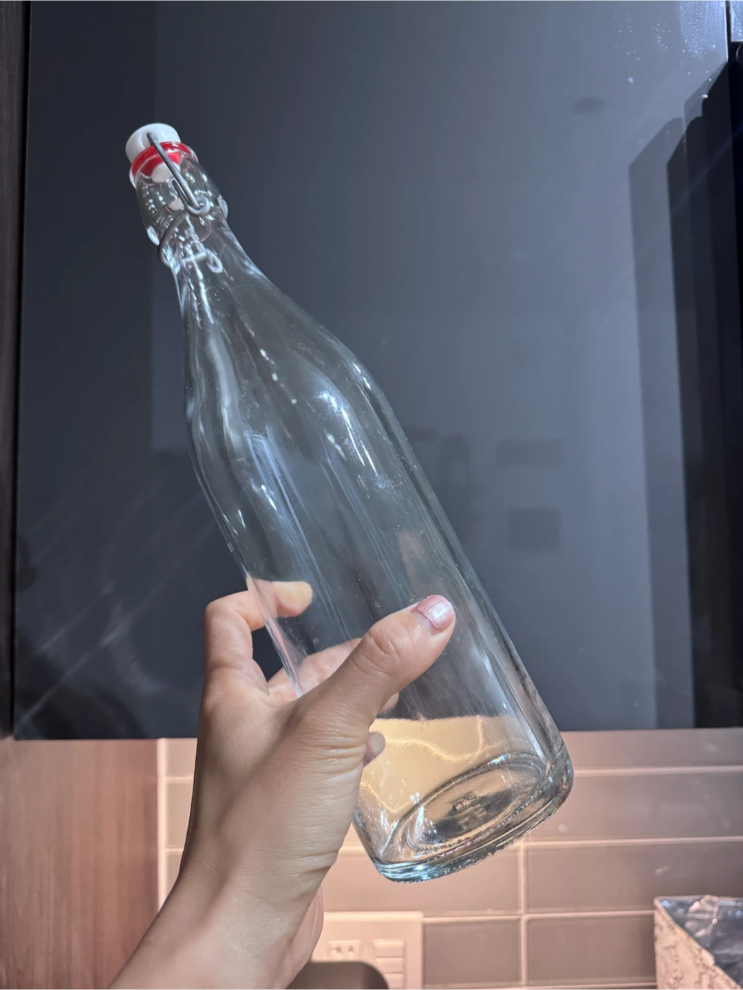 Water container/vase