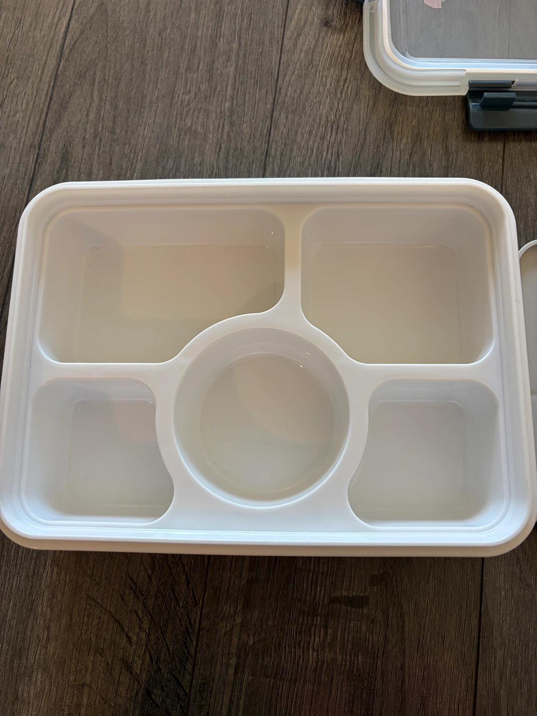 Brand New MOOMIN Super Lock Lunch Box with Spoon & Fork – 1050ml - photo 4