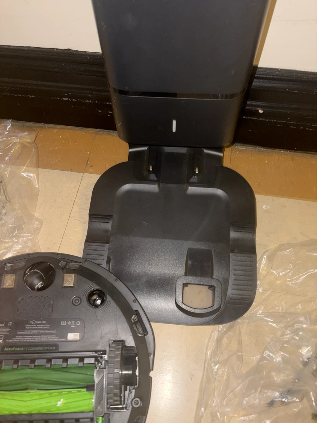 iRobot Roomba Self-Emptying Robot Vacuum - photo 3