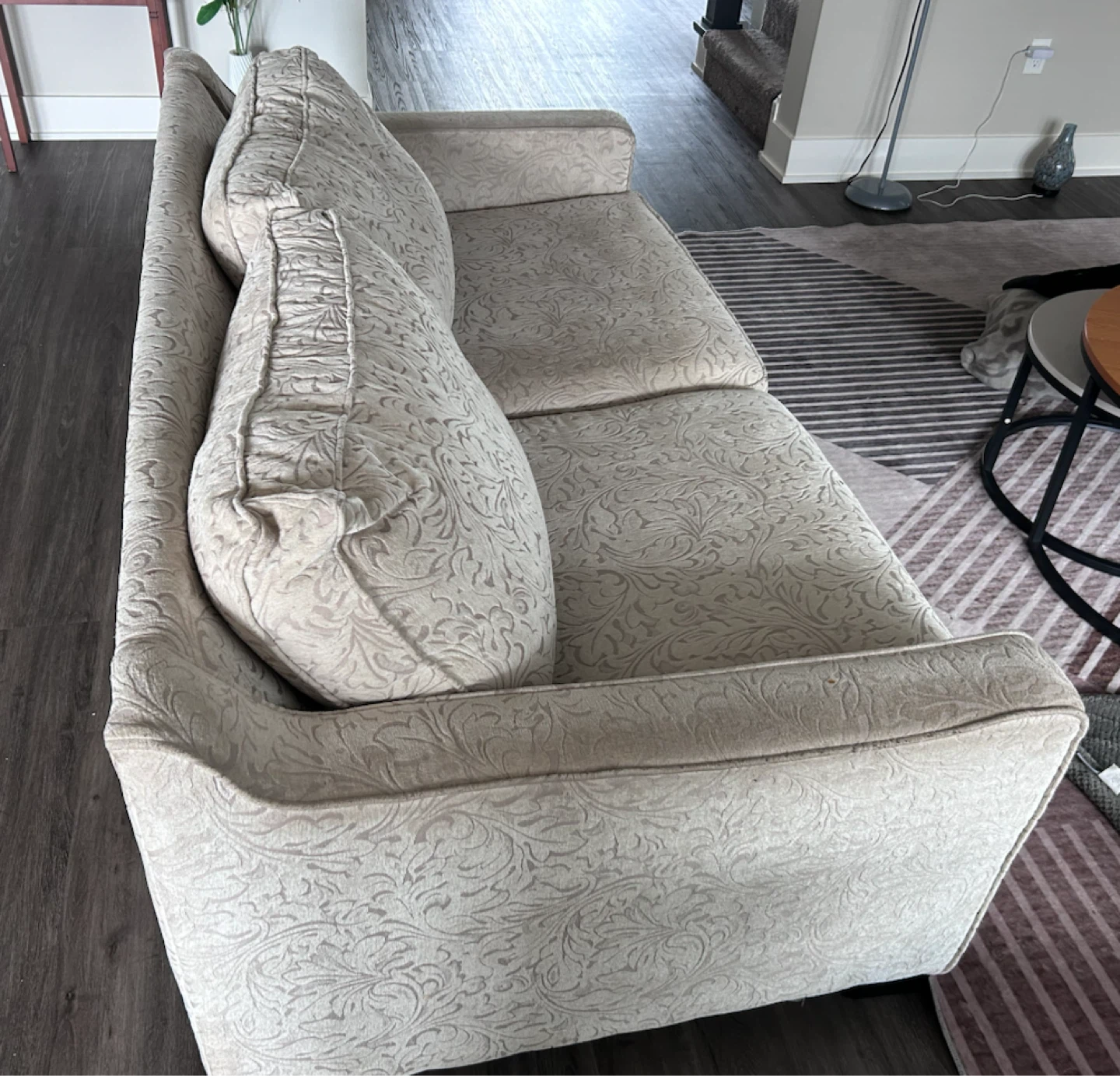 Sofa with Floral Pattern - photo 2