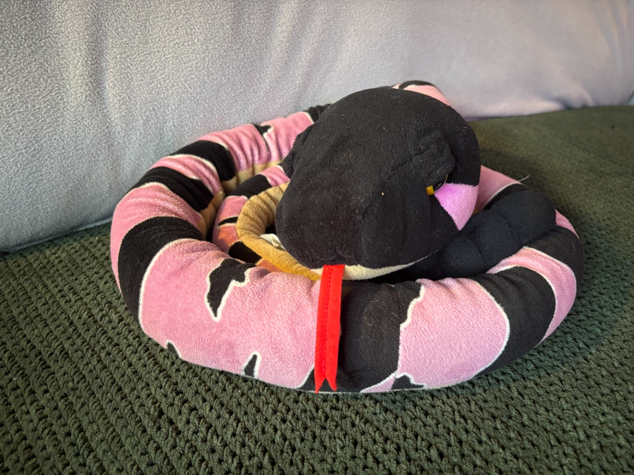 Wild Republic Plush Snake Toy - 52” length, tale rattles! - photo 4