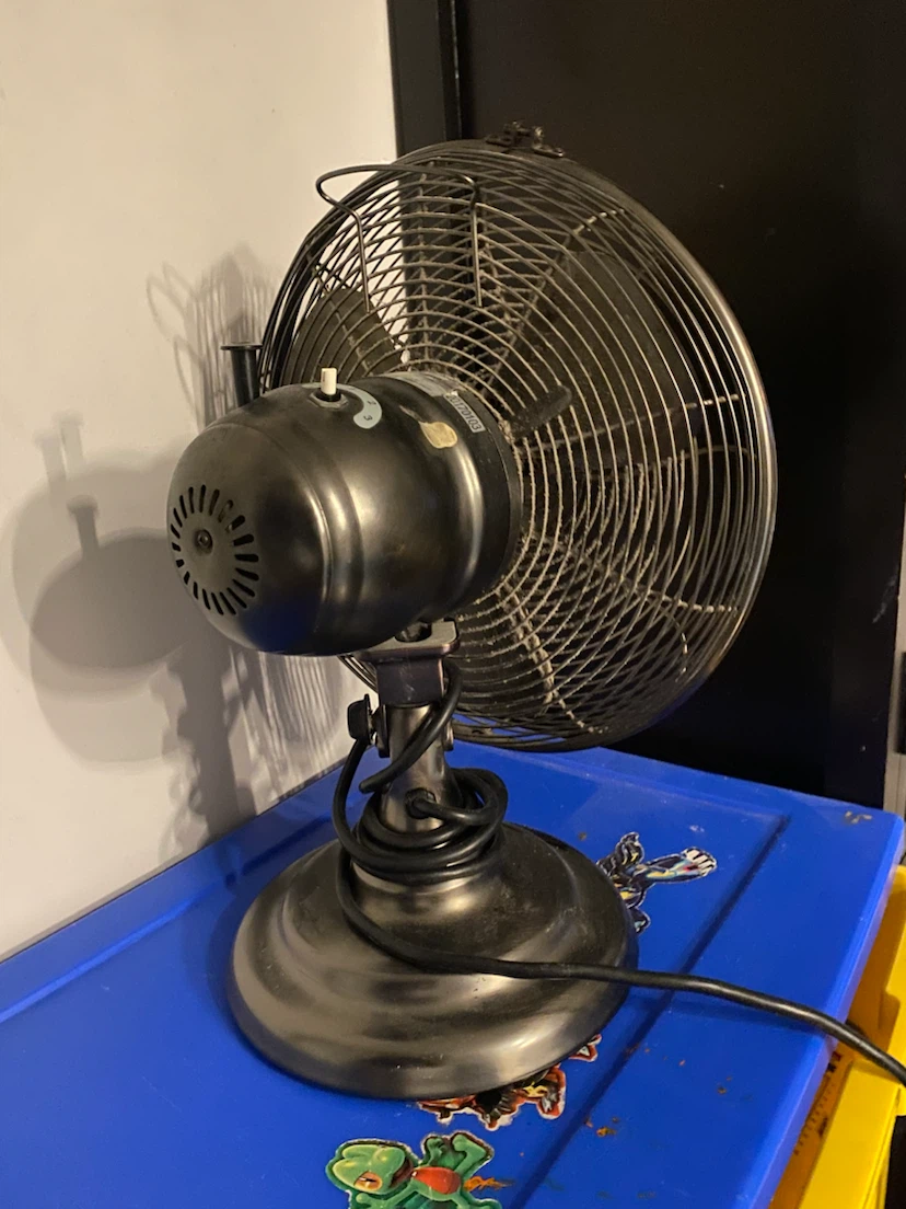 Noma Oscillating Desk Fan - photo 2