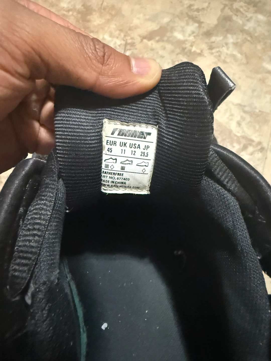 Balenciaga Runner Sneakers Black - photo 5