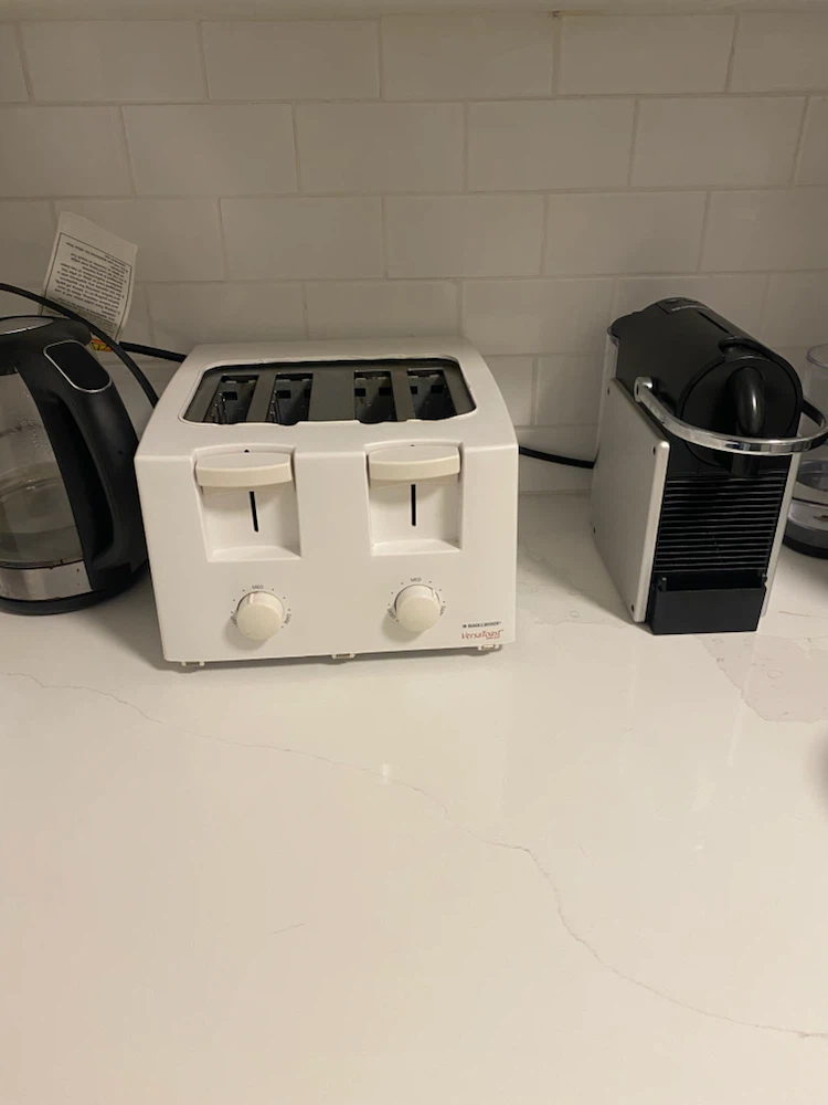 BLACK+DECKER 4-Slice Toaster