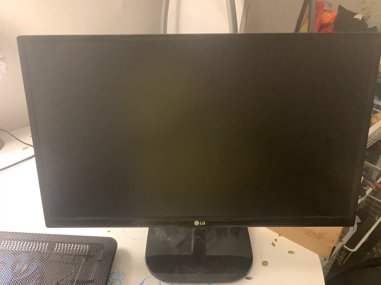 LG 21.5" Computer Monitor