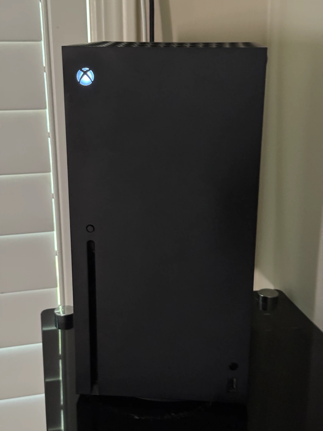 Xbox Series X 1TB – Excellent Condition - photo 3
