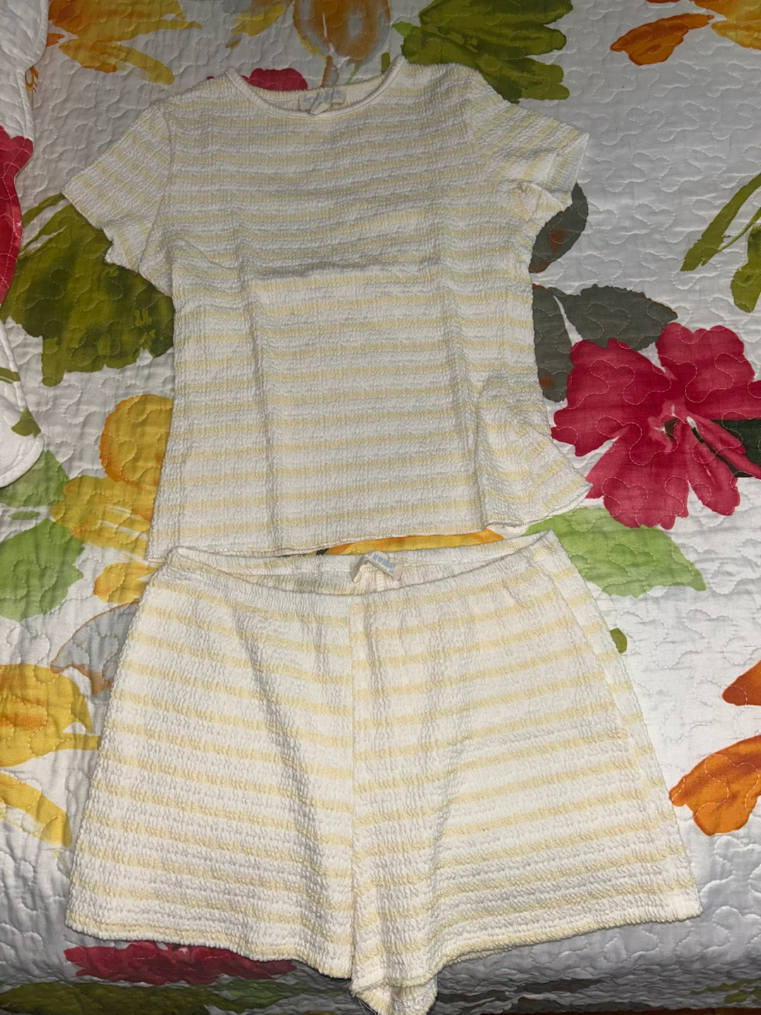 White & Yellow Striped Seersucker Lounge Set