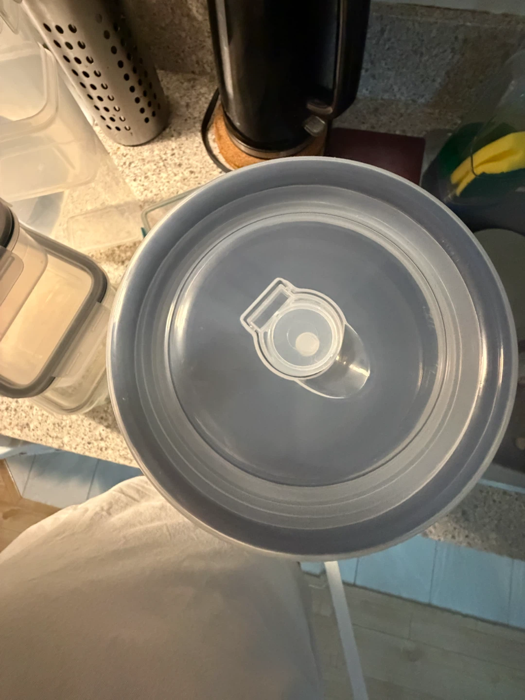 Stackable Food Storage Bowls with Lids - photo 2