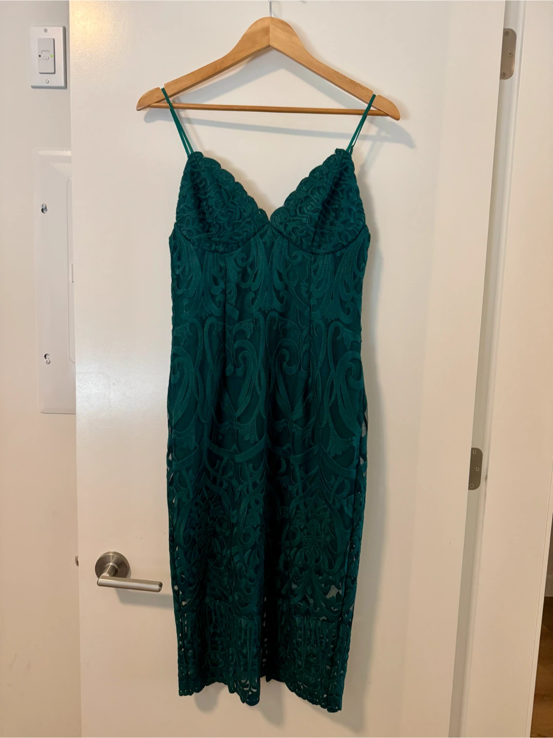 Bardot Emerald Green Lace Midi Dress Size 8